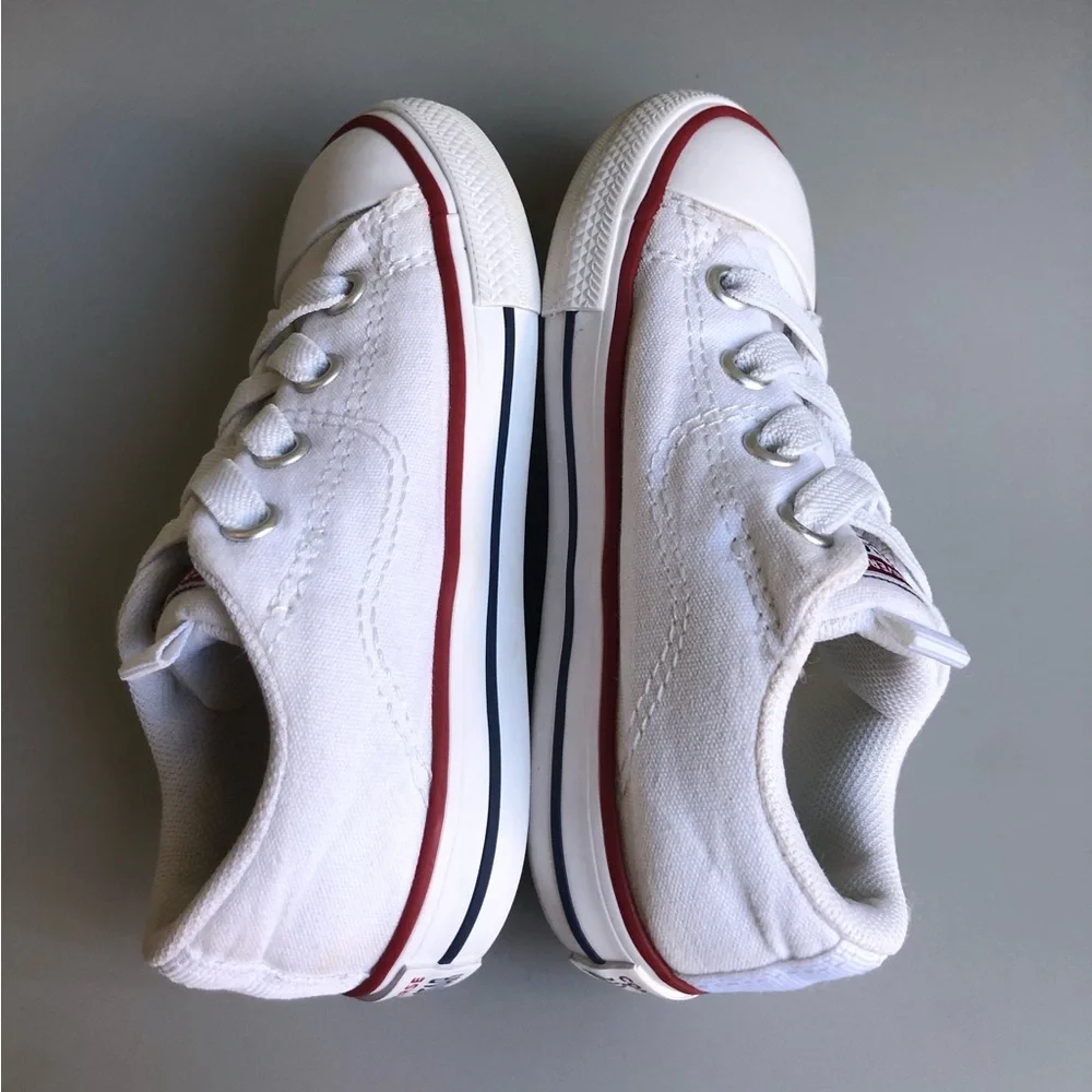 Converse Kids' Chuck Taylor® All Star® Low Top Sneaker Size: US Toddler 8